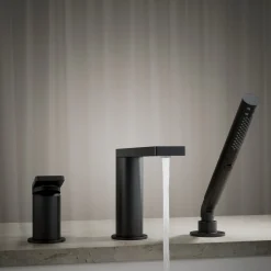 Deck-mount bath faucet with handshower^Kohler Best