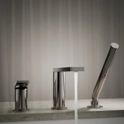 Deck-mount bath faucet with handshower^Kohler Best