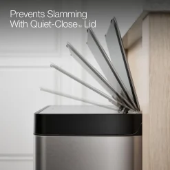 Dual-compartment step trash can^Kohler New