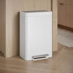 Dual-compartment step trash can^Kohler New