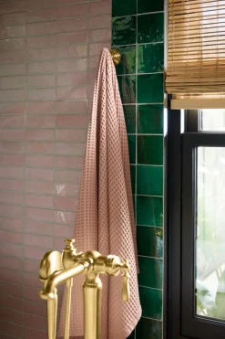 Floor-mount bath filler trim with handshower^Kohler Online