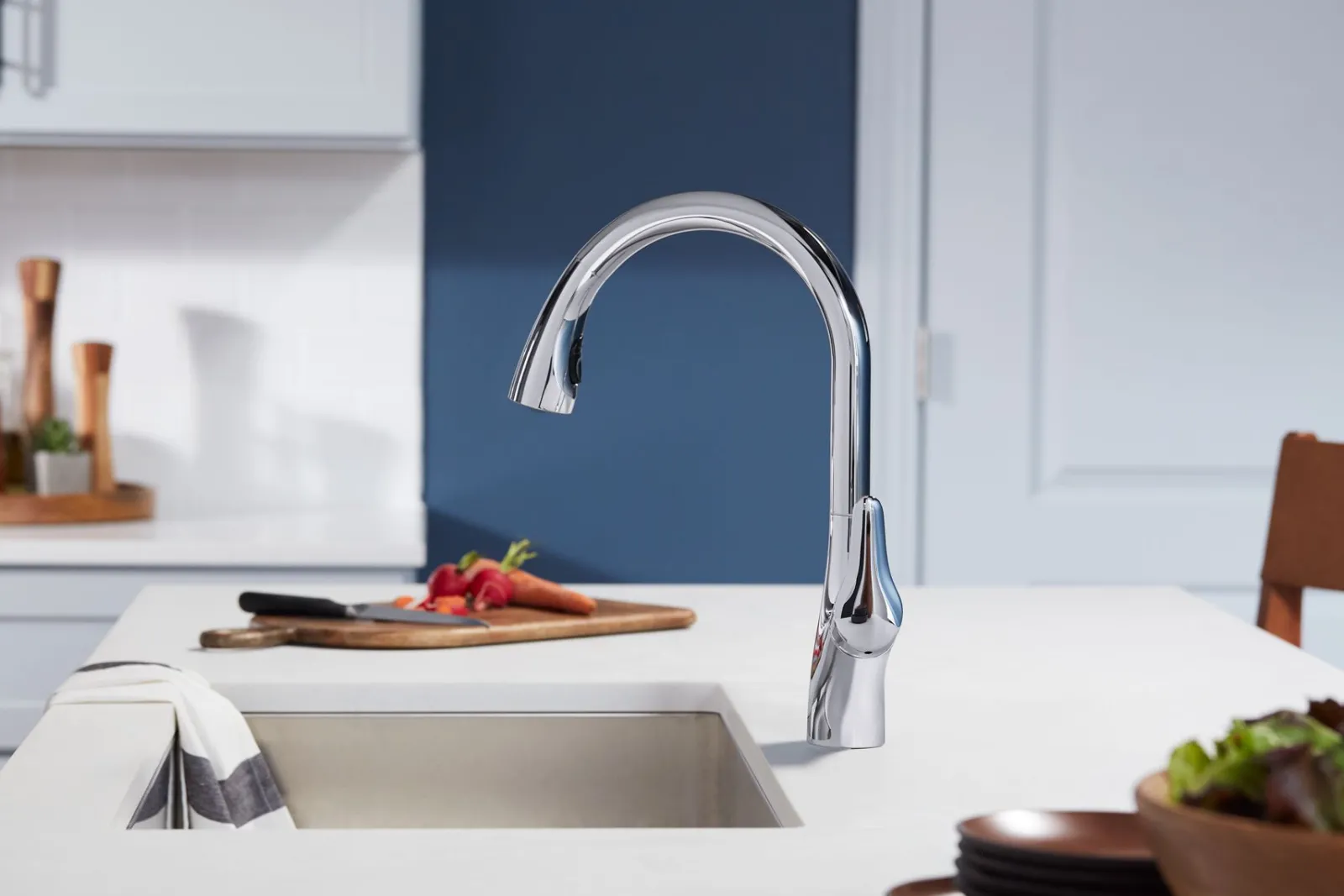 Pull-down kitchen sink faucet with two-function sprayhead^Kohler New
