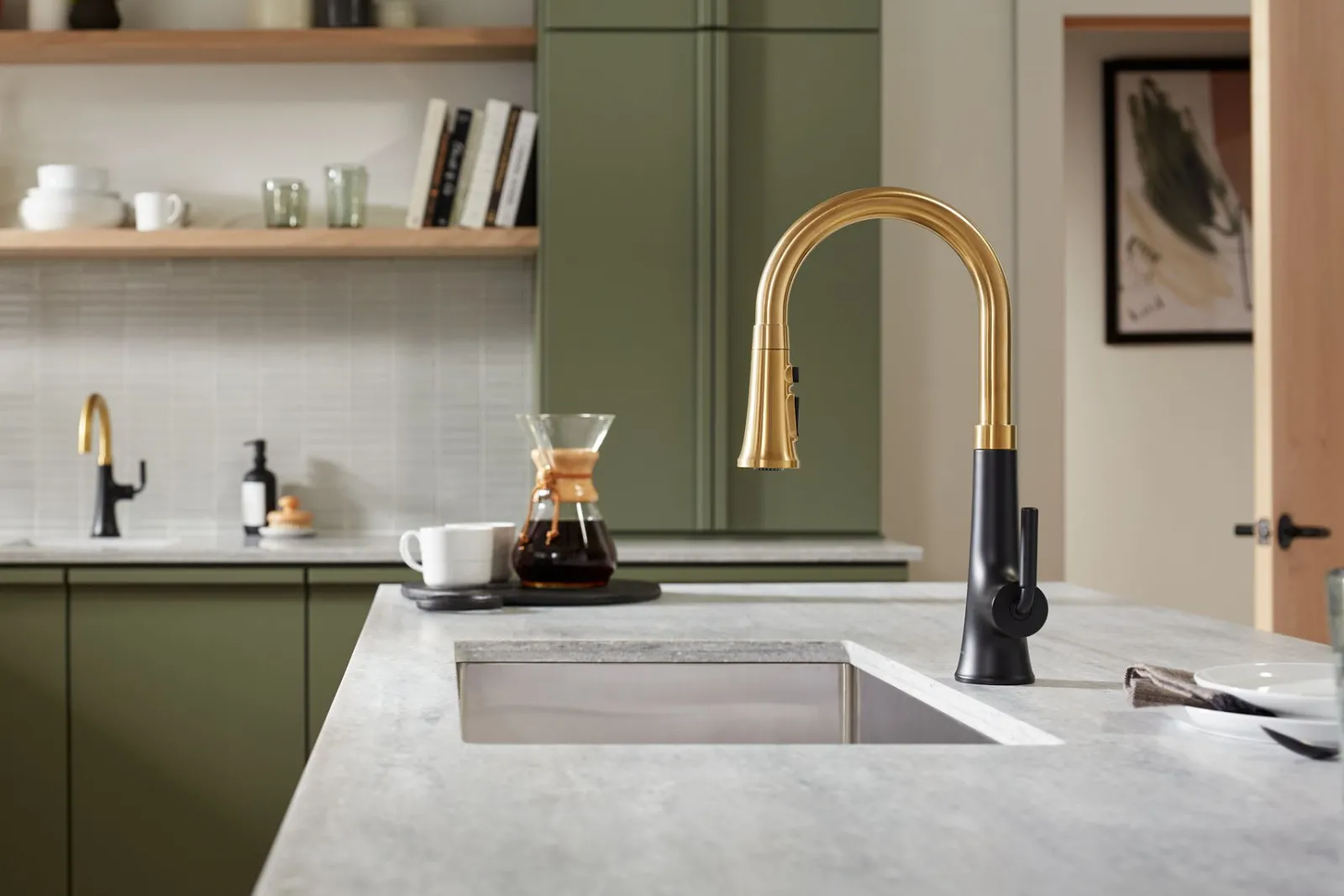 Pull-down kitchen sink faucet with three-function sprayhead^Kohler Hot