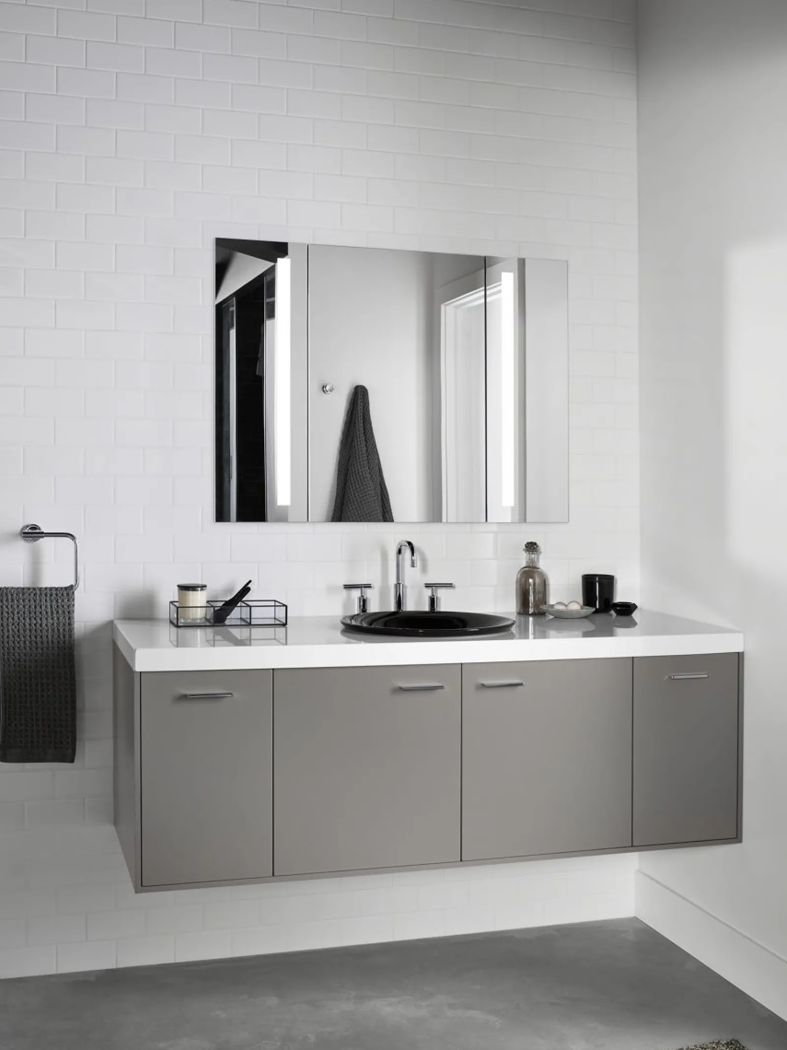 17-1/2" round drop-in bathroom sink, no overflow^Kohler Best