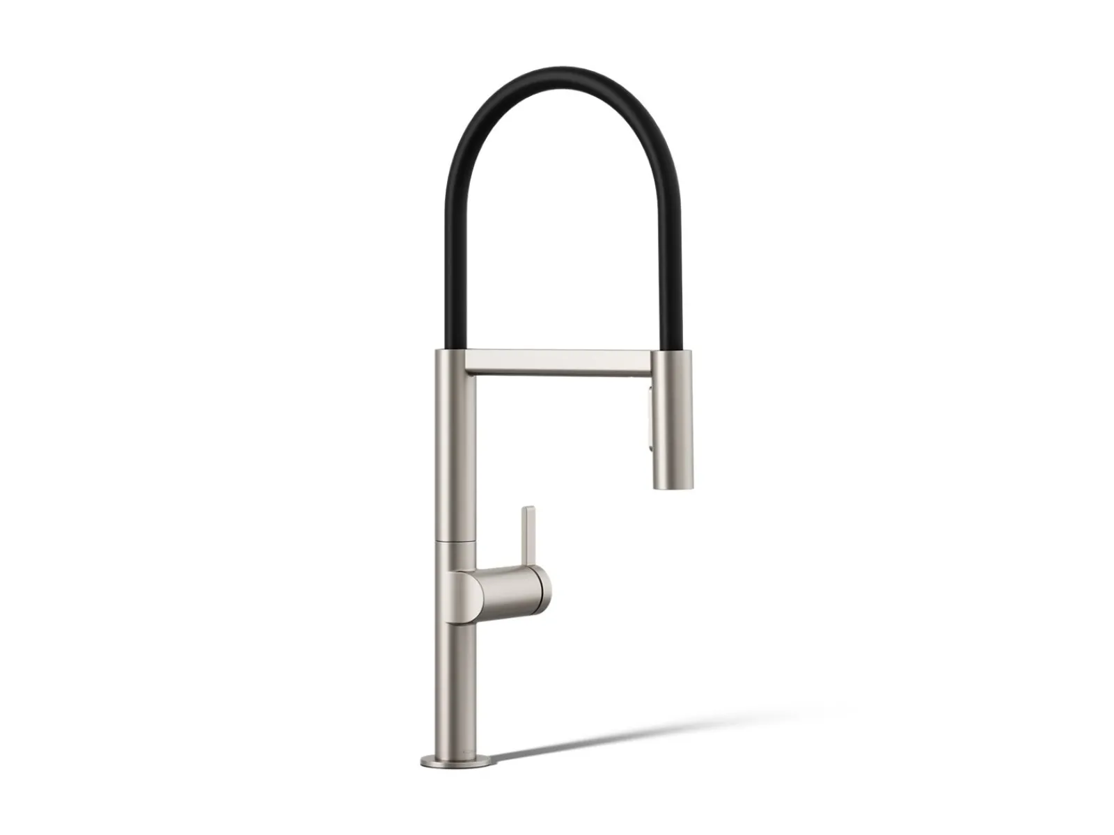 Semi-professional kitchen sink faucet with two-function sprayhead^Kohler Best