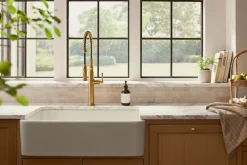 Semi-professional kitchen sink faucet with two-function sprayhead^Kohler Clearance