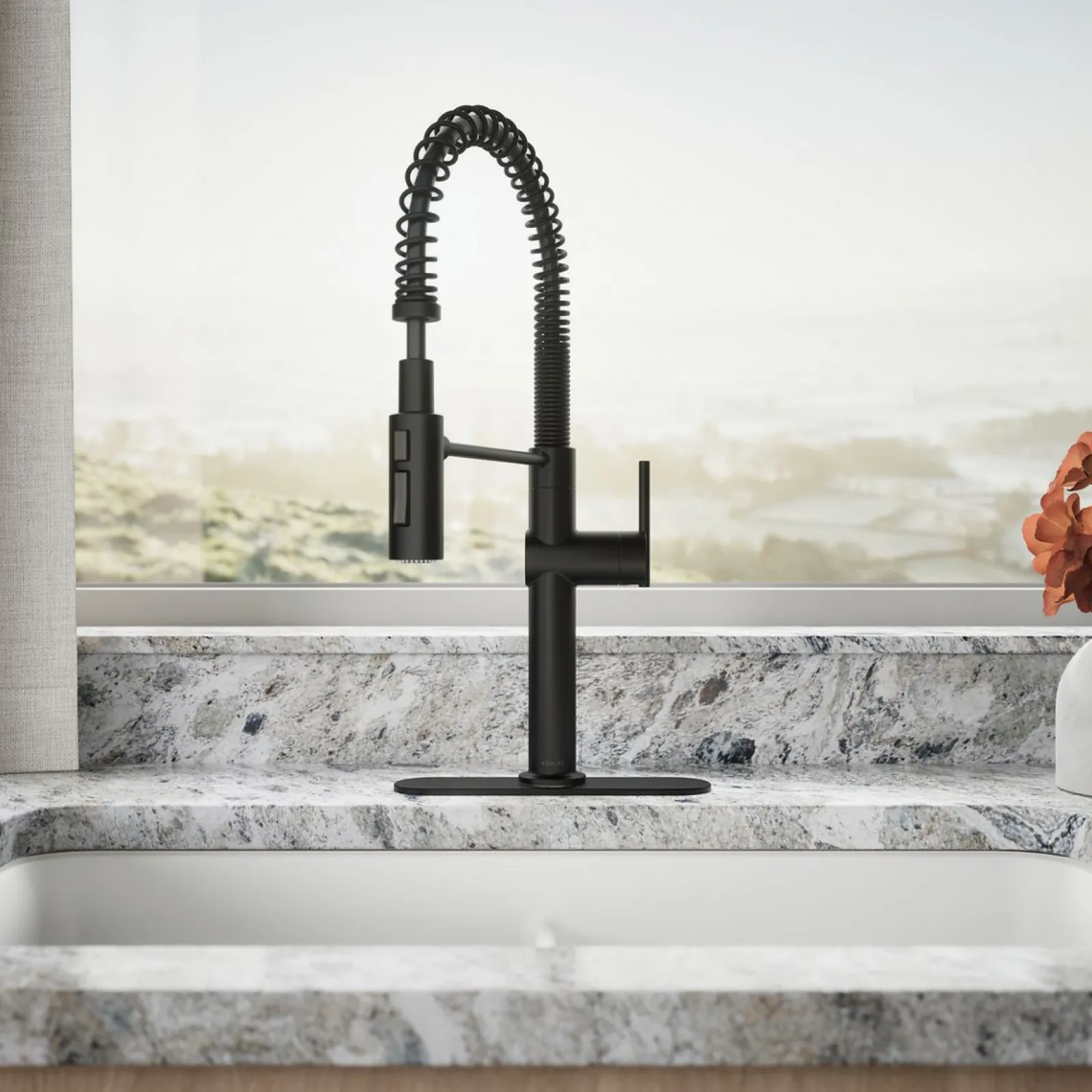 Semi-professional kitchen sink faucet with three-function sprayhead^Kohler New