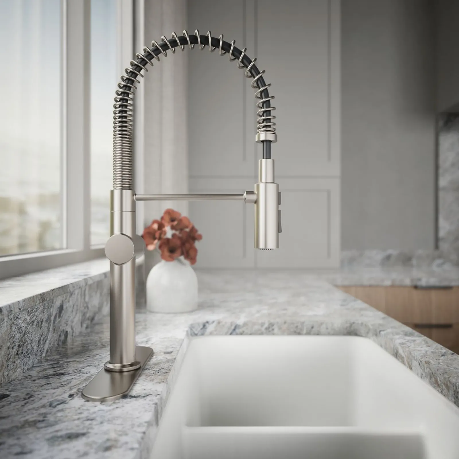 Semi-professional kitchen sink faucet with three-function sprayhead^Kohler New