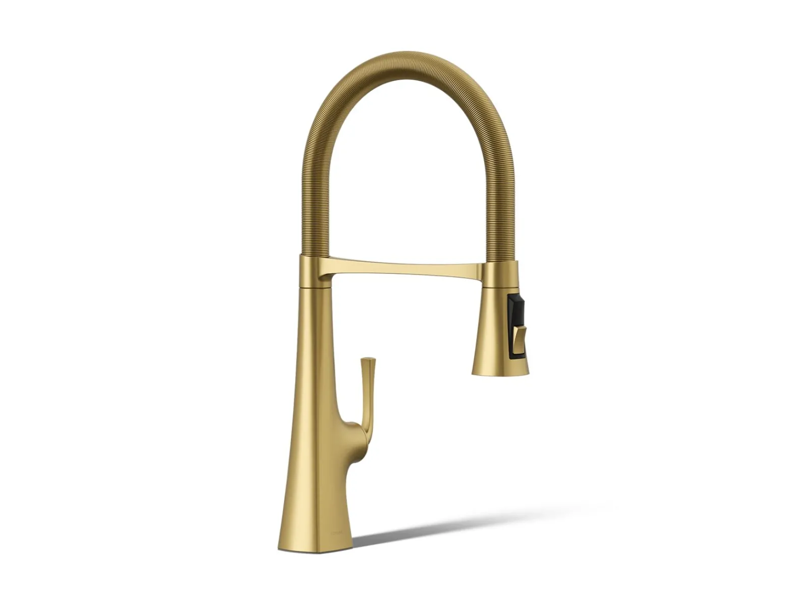 Semi-professional kitchen sink faucet with three-function sprayhead^Kohler Online