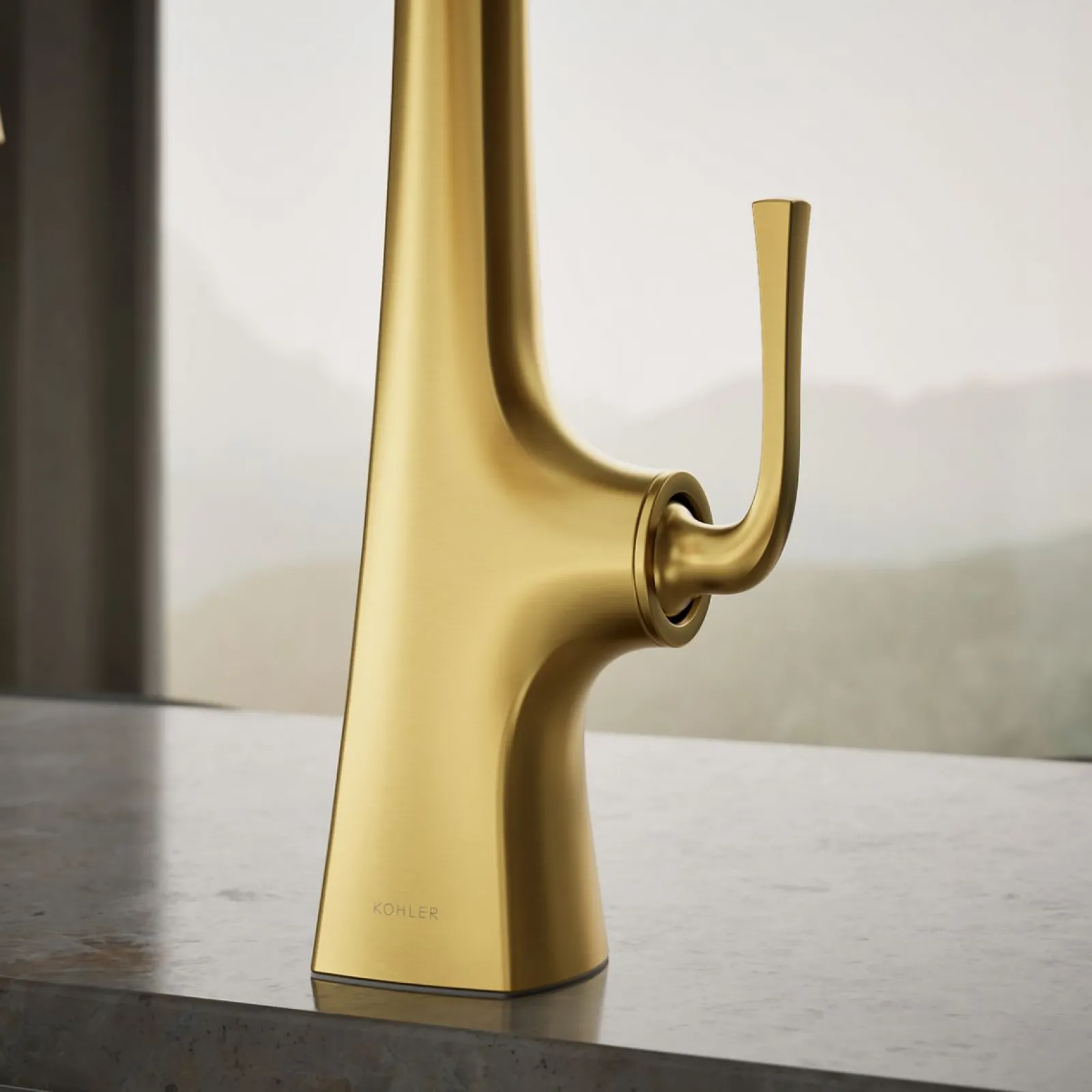 Semi-professional kitchen sink faucet with three-function sprayhead^Kohler Online