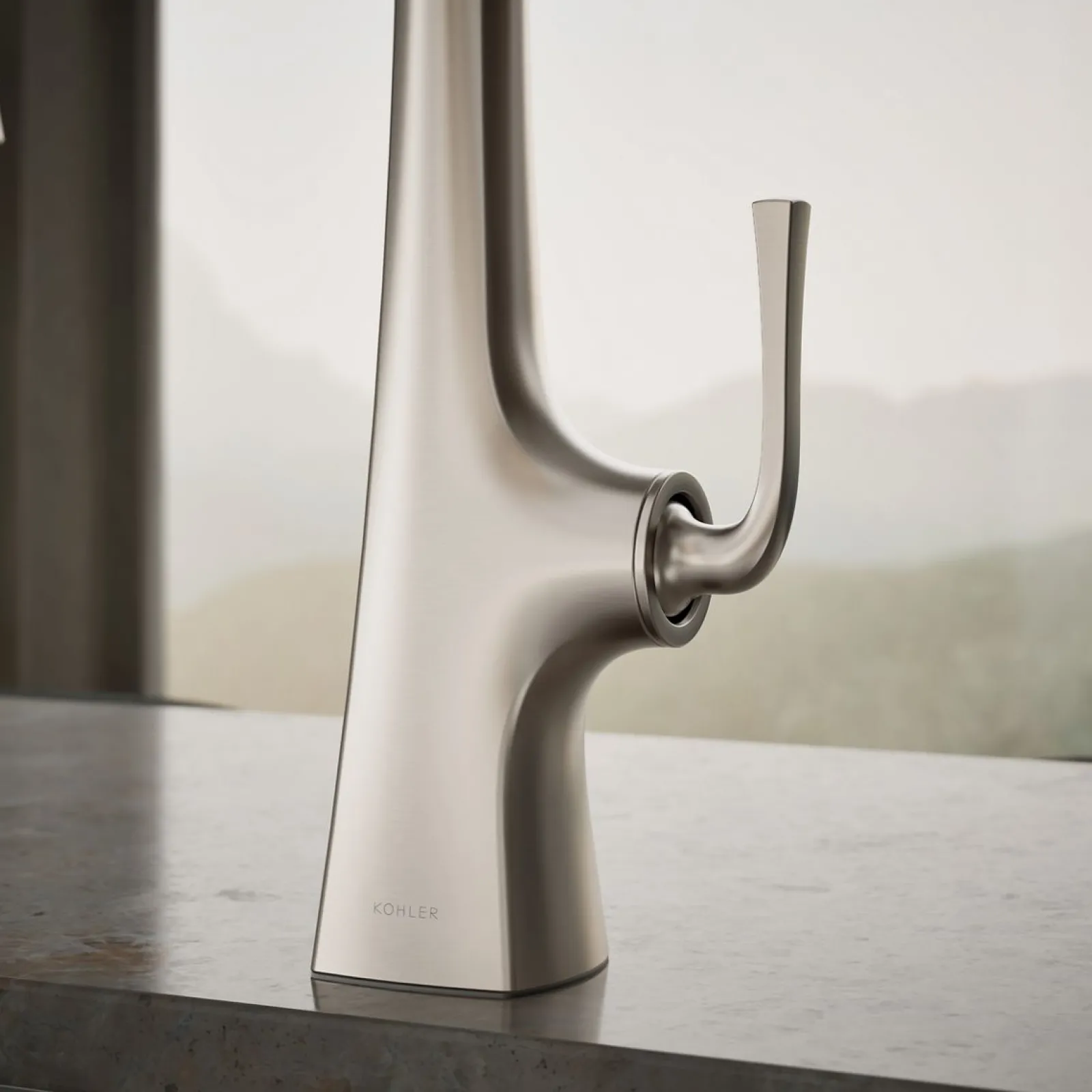 Semi-professional kitchen sink faucet with three-function sprayhead^Kohler Online