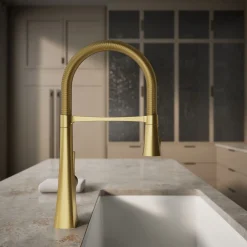Semi-professional kitchen sink faucet with three-function sprayhead^Kohler Online