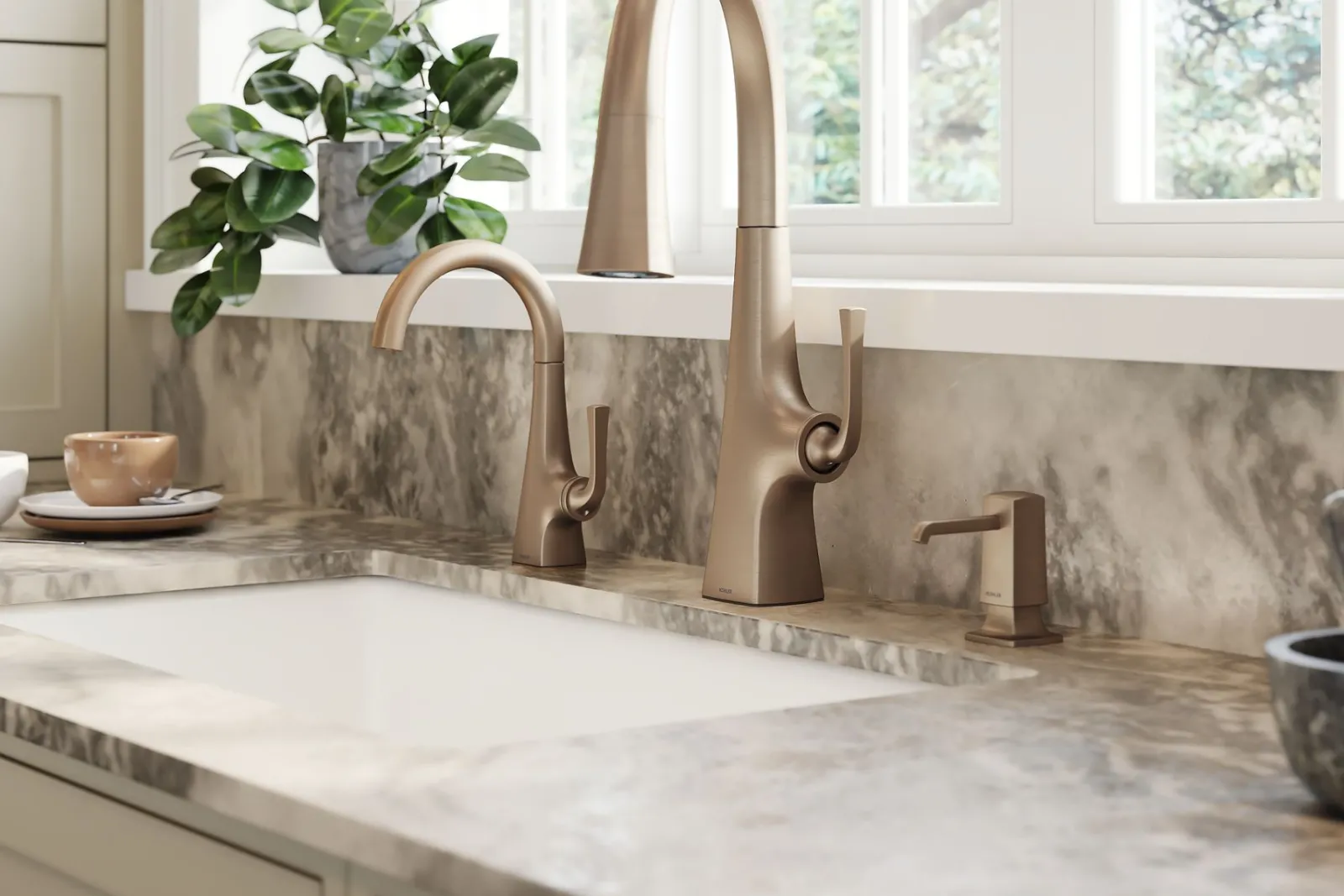 Soap/lotion dispenser^Kohler Hot