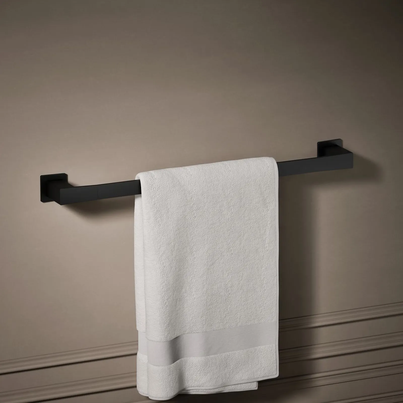 24" towel bar^Kohler Hot