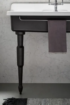 Towel bar^Kohler Clearance
