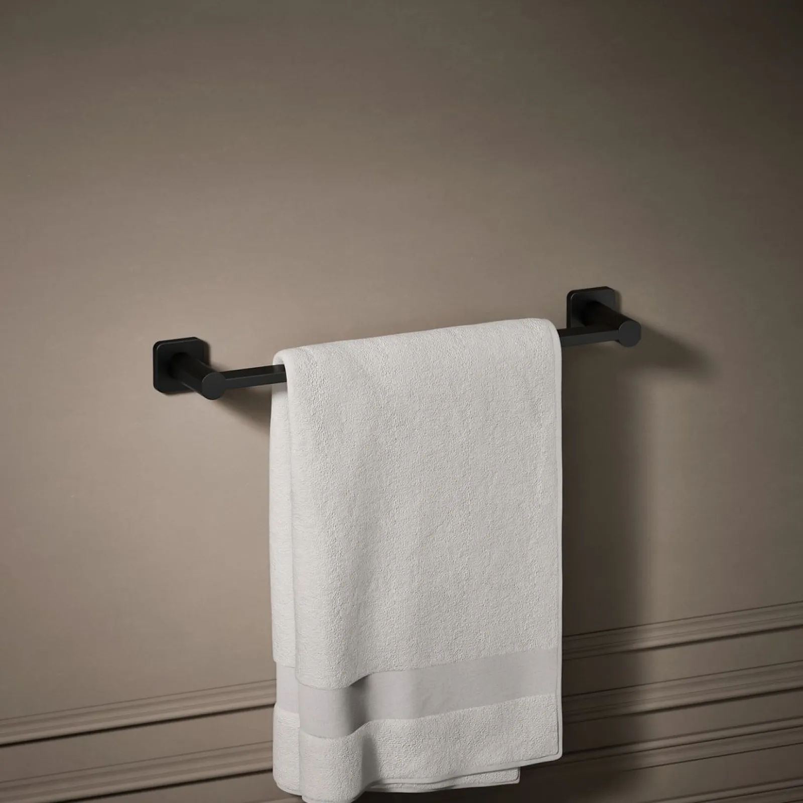 18" towel bar^Kohler Outlet