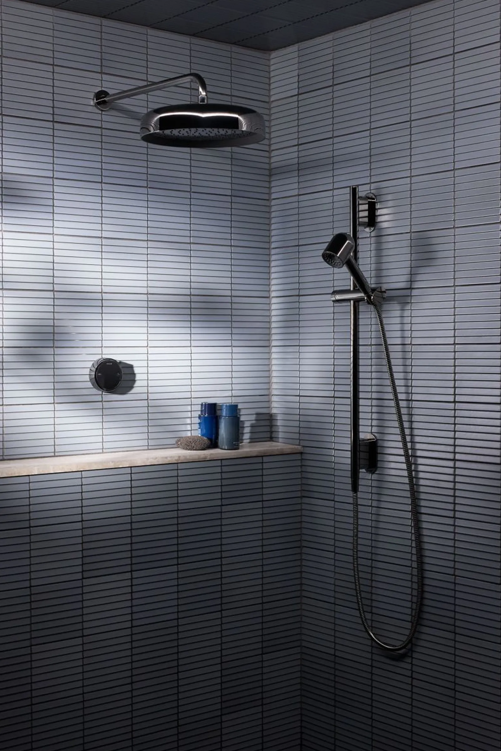 Two-outlet shower digital control^Kohler New