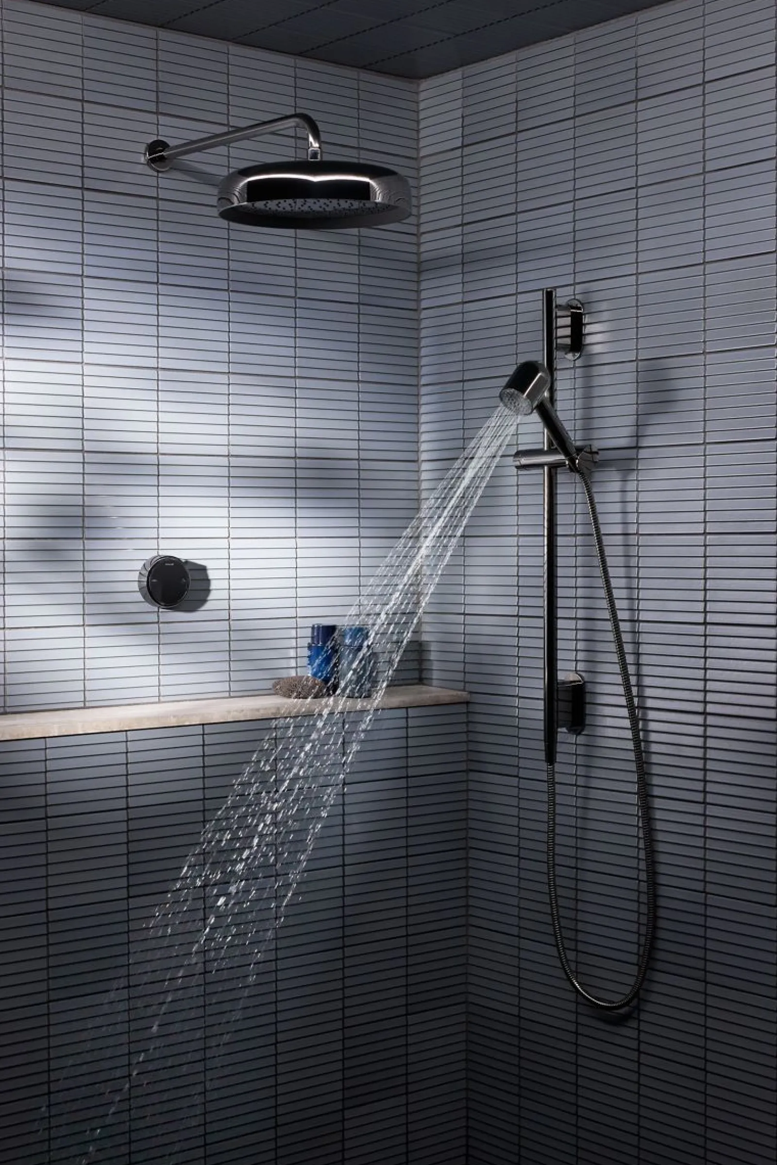 Two-outlet shower digital control^Kohler New