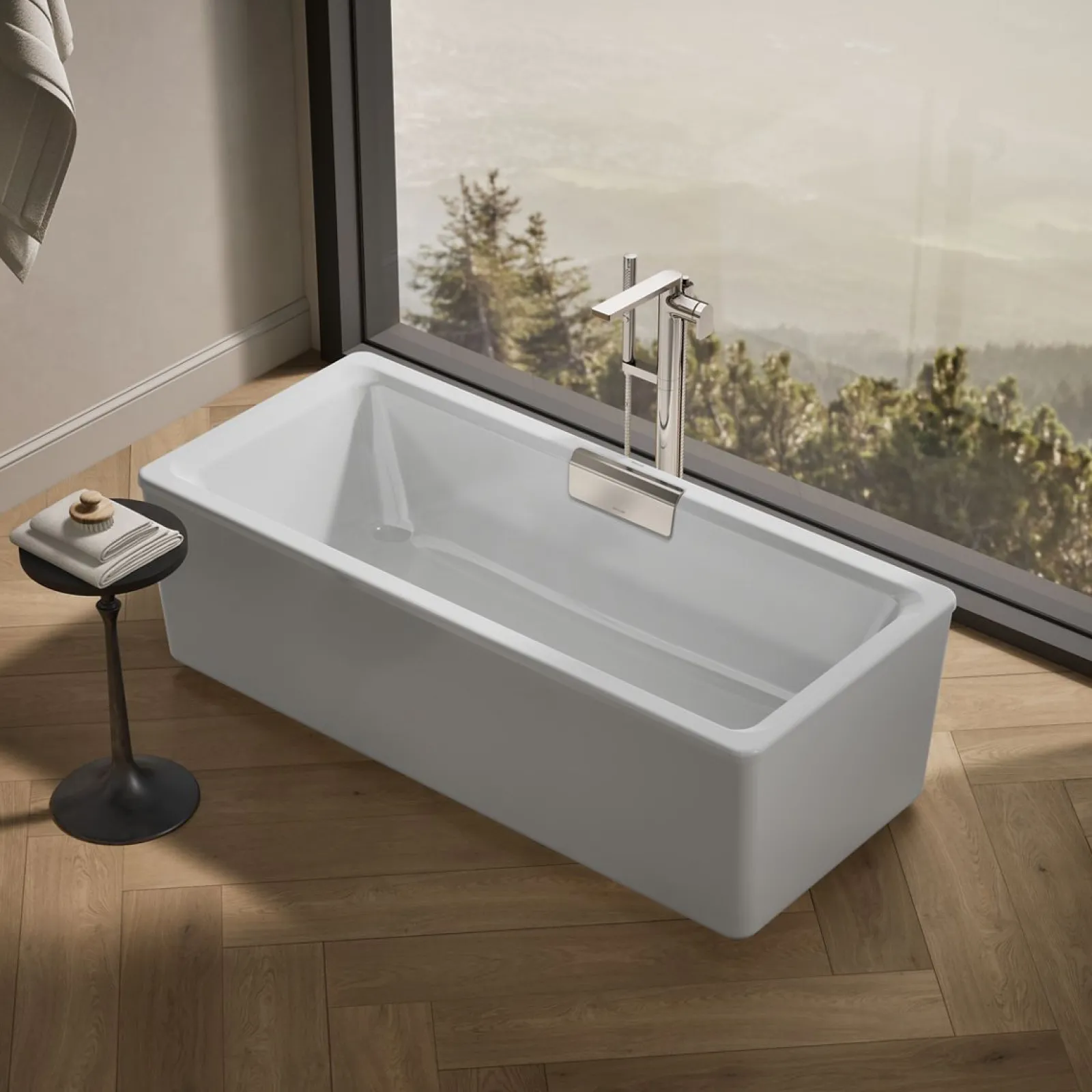 63" x 28-3/8" freestanding bath with shroud^Kohler
