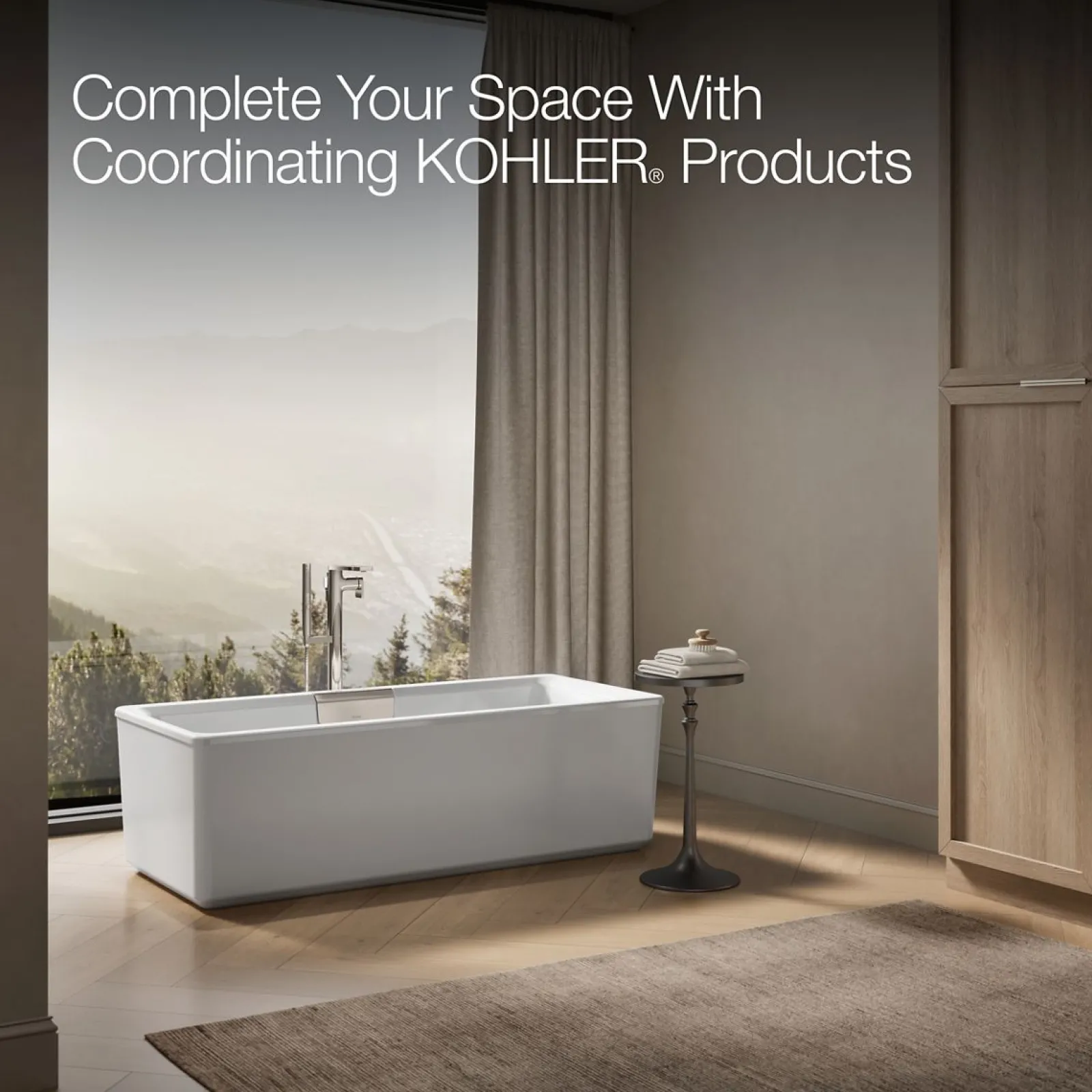63" x 28-3/8" freestanding bath with shroud^Kohler